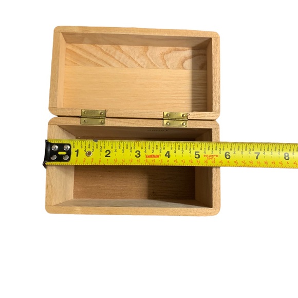 Vintage recipe box with rooster painting - Picture 4 of 10